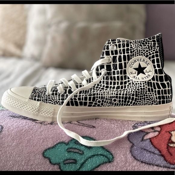 Converse | Shoes | Chuck Taylor Limited 